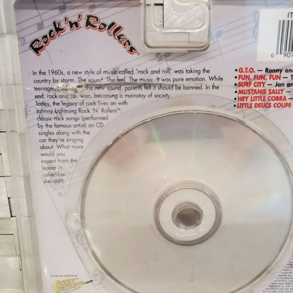 Johnny Lightning Rock'N'Rollers Car  & Beach Boys CD